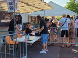 Photo 20220618_192138.jpg